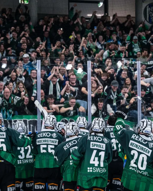 Under Review: Auf der Zielgeraden