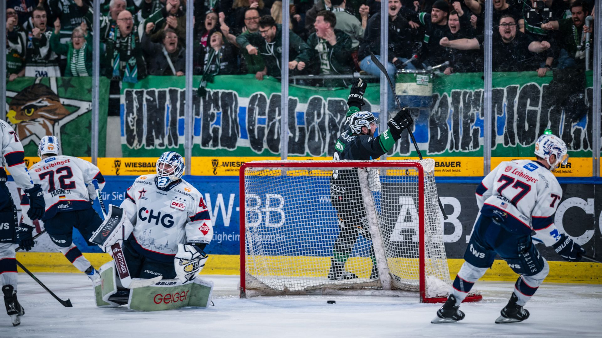 Im ausverkauften Hexenkessel zum Ausgleich!