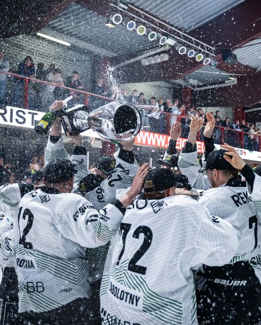 Steelers krönen sich zum Meister
