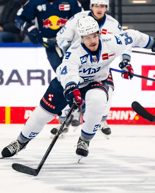 Bicker kommt per Förderlizenz