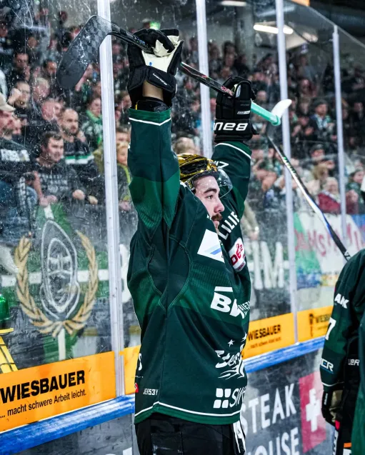 Under Review: Mehr als ein Lebenszeichen