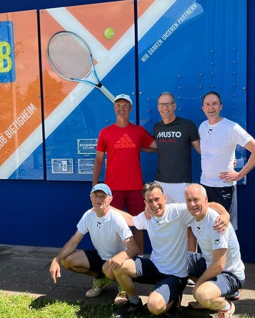 Eishockey meets Tennis