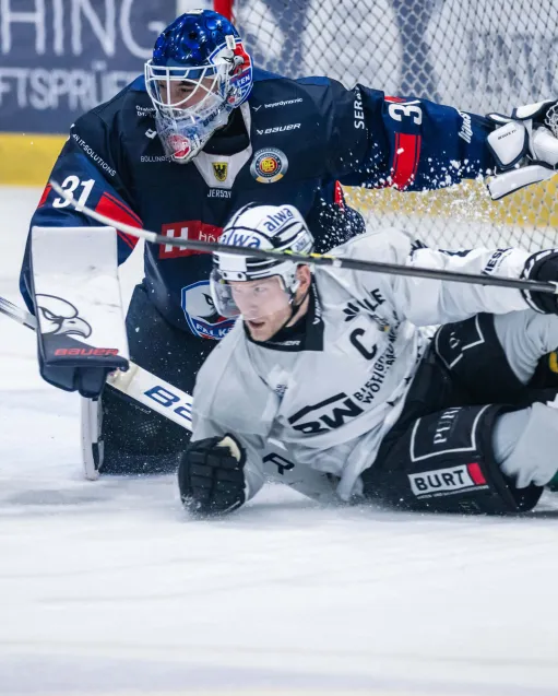 13-Tore-Spektakel geht an die Falken