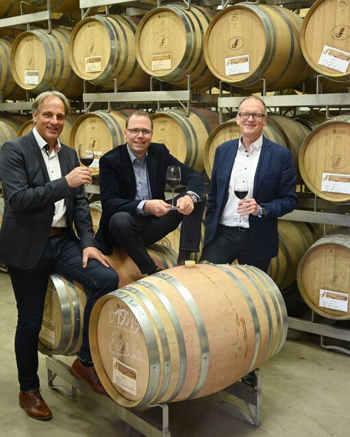 <strong>Die Felsengartenkellerei Besigheim ist beste Winzergenossenschaft Deutschlands&nbsp;</strong><strong>–&nbsp;</strong><strong>und neuer Businesspartner der Steelers!</strong>