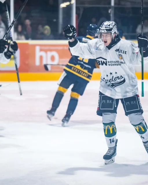 Steelers ziehen den Alligators die Zähne