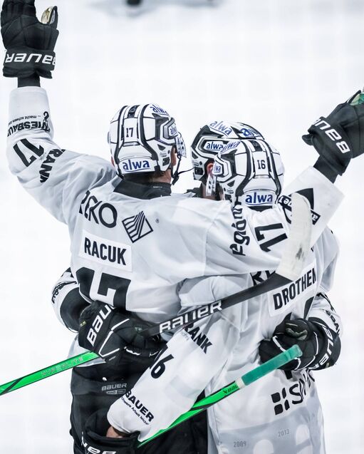 Spannendes Spiel endet mit Steelers-Sieg