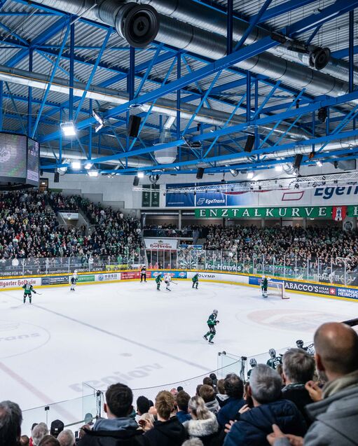 Topspiel im Derby vor ausverkauftem Haus