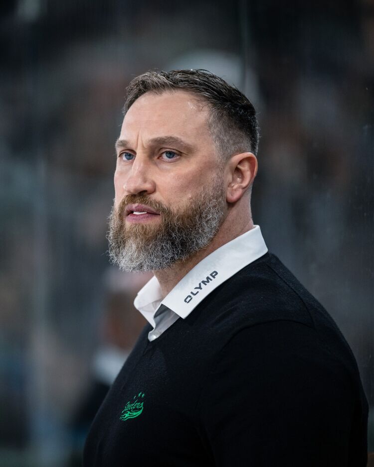 Steelers stellen Alexander Dück frei
