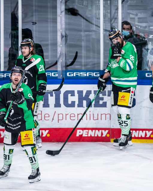 Werde Pate der Warm Up Trikots